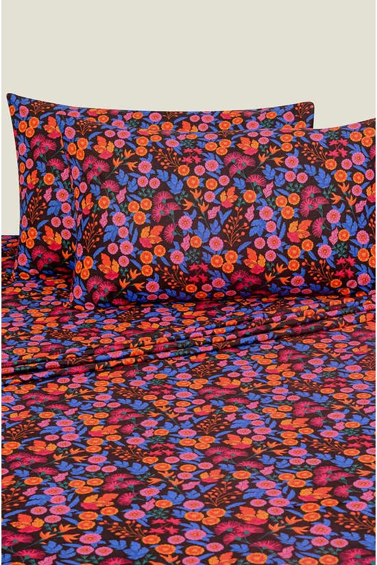 SS24-047 Bed Sheet Set